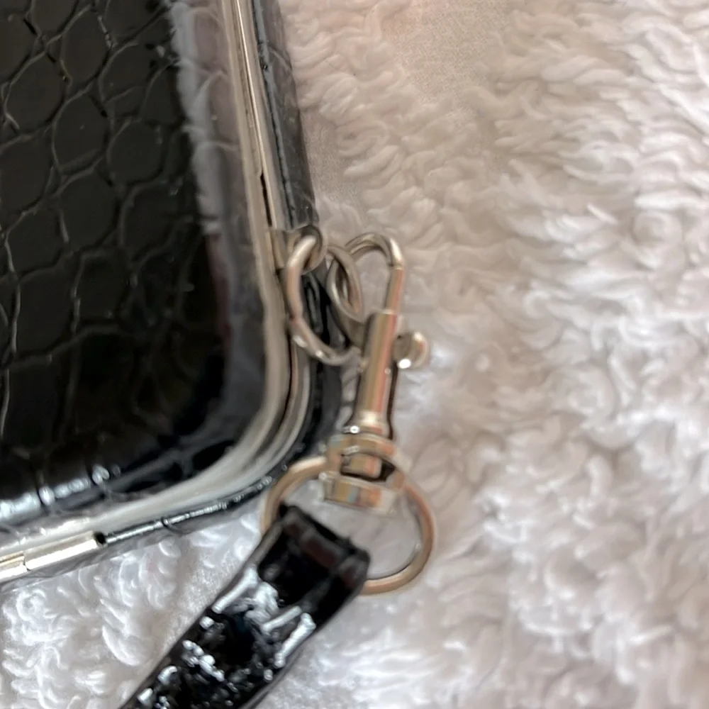Wristlet Black Snake Skin Look Wallet